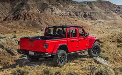 2020-Jeep-Gladiator-back